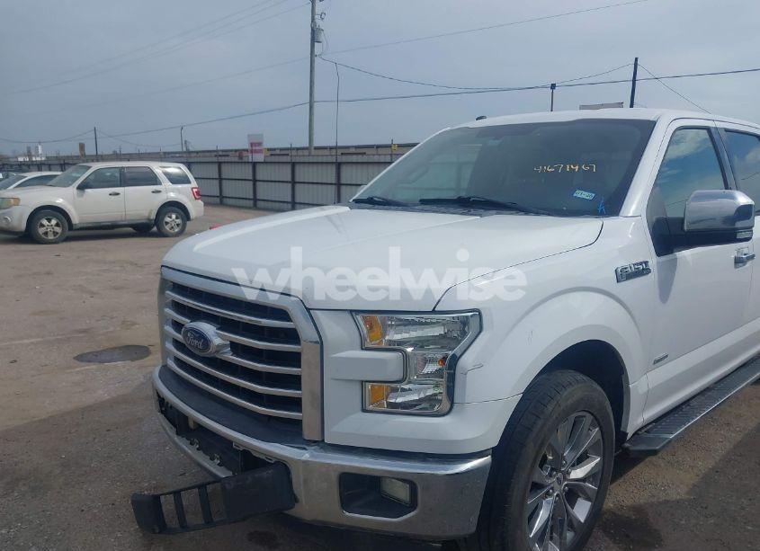 Photo 2 of 2016 Ford F-150 XLT (VIN 1FTEW1CP7GKF29639)