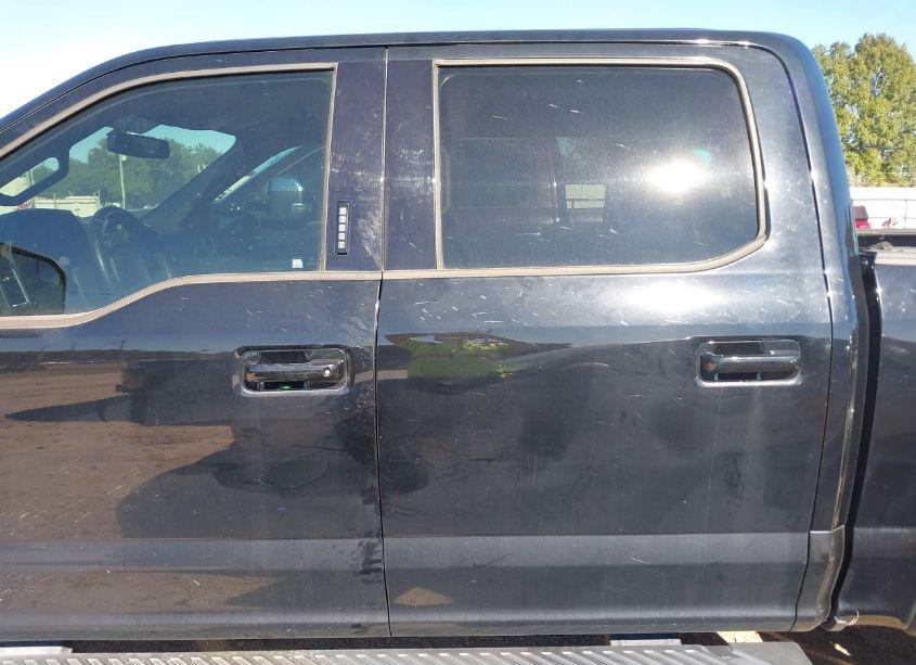 Photo 15 of 2017 Ford F-150 XLT (VIN 1FTEW1CP7HKC11103)