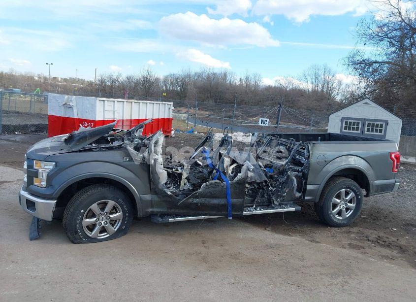 Photo 16 of 2017 Ford F-150 LARIAT (VIN 1FTEW1CP7HKC60057)