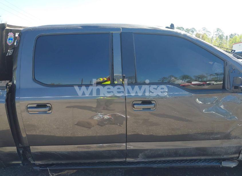 Photo 13 of 2019 Ford F-150 XLT (VIN 1FTEW1CP7KKE73193)