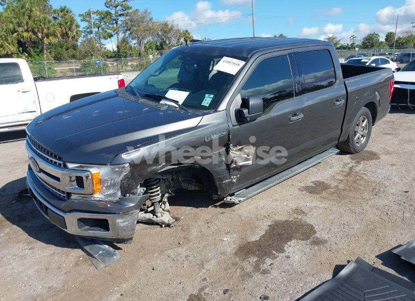 Photo 2 of 2020 Ford F-150 XLT (VIN 1FTEW1CP7LKE32919)