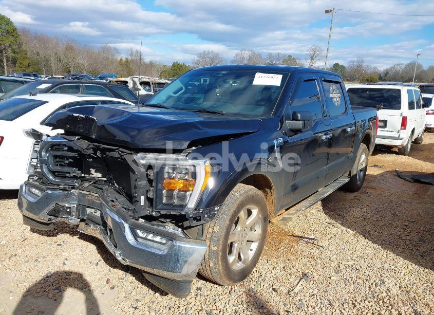 Photo 2 of 2022 Ford F-150 XLT (VIN 1FTEW1CP7NKE78530)