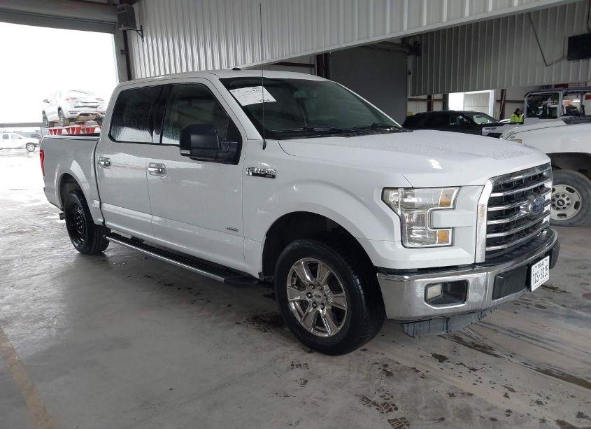2015 Ford F-150 XLT (VIN 1FTEW1CP8FKD76638) main photo