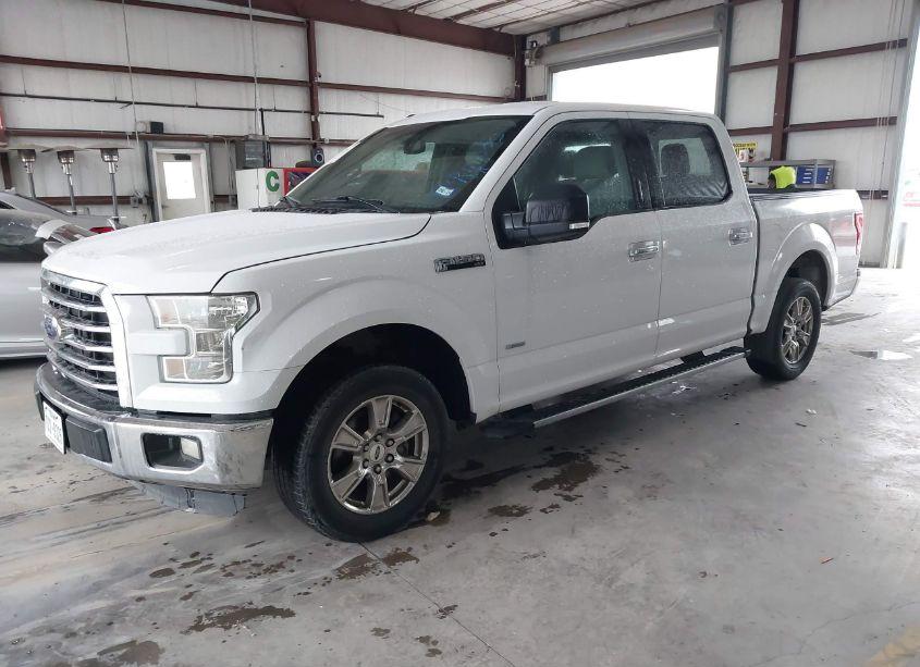 Photo 2 of 2015 Ford F-150 XLT (VIN 1FTEW1CP8FKD76638)