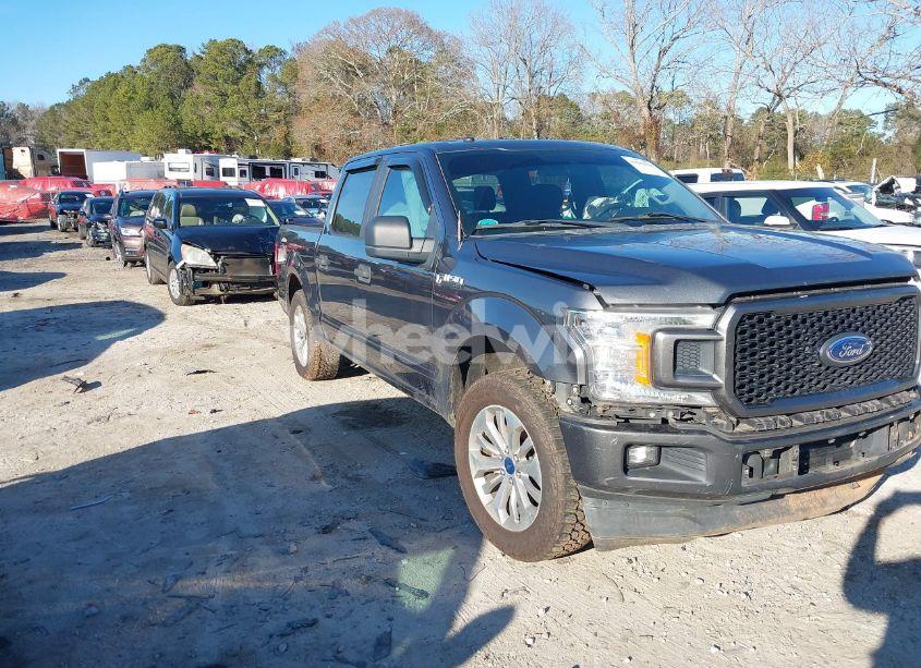 2018 Ford F-150 XL (VIN 1FTEW1CP8JFC75746) main photo