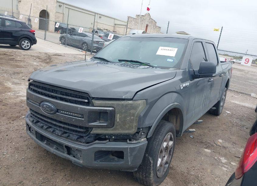 Photo 2 of 2018 Ford F-150 XLT (VIN 1FTEW1CP8JFD38781)