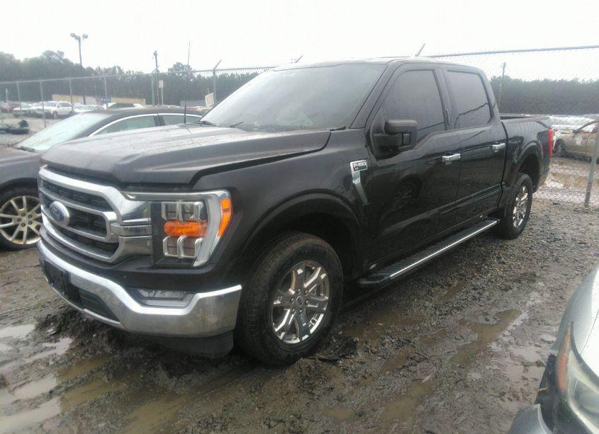 Photo 2 of 2022 Ford F-150 XLT (VIN 1FTEW1CP8NFA24246)