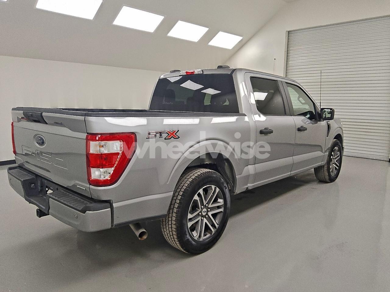 Photo 3 of 2022 FORD F150 SUPERCREW (VIN 1FTEW1CP8NKD49762)