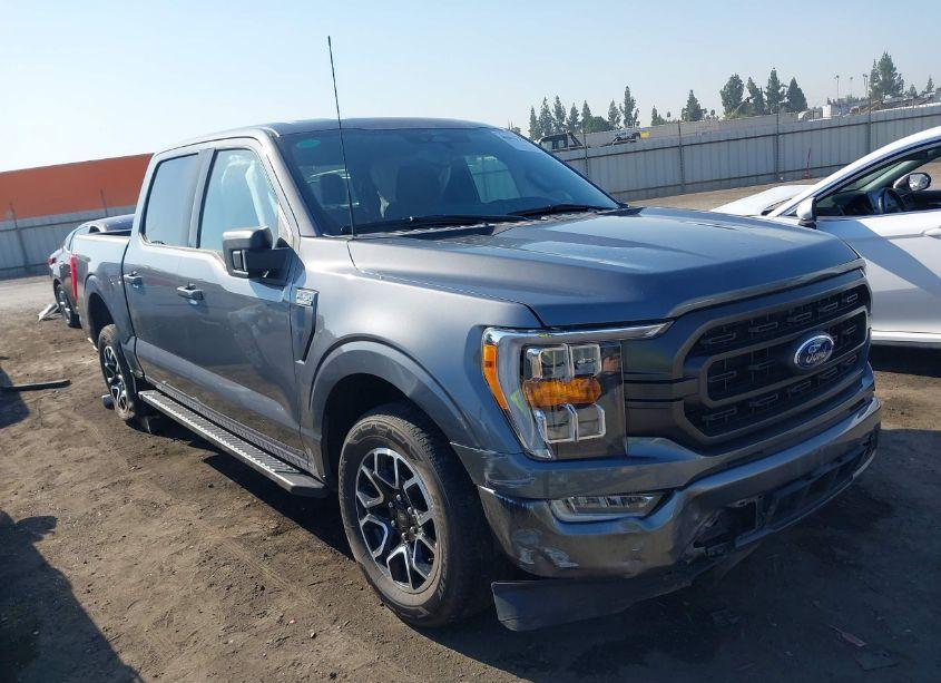 2023 Ford F-150 XLT (VIN 1FTEW1CP8PFC26796) main photo