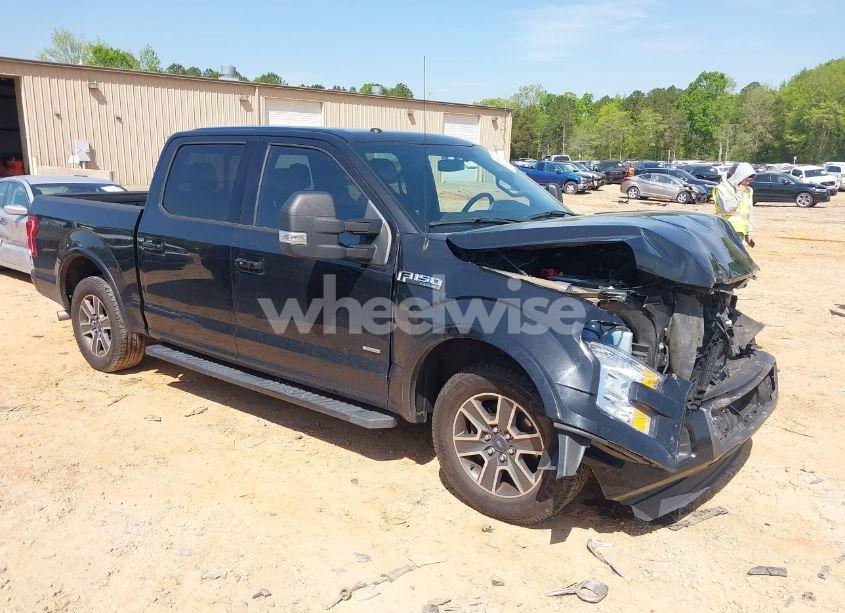 2015 Ford F-150 LARIAT (VIN 1FTEW1CP9FFC45355) main photo