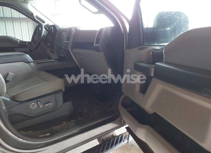 Photo 5 of 2015 Ford F-150 XLT (VIN 1FTEW1CP9FKE38337)