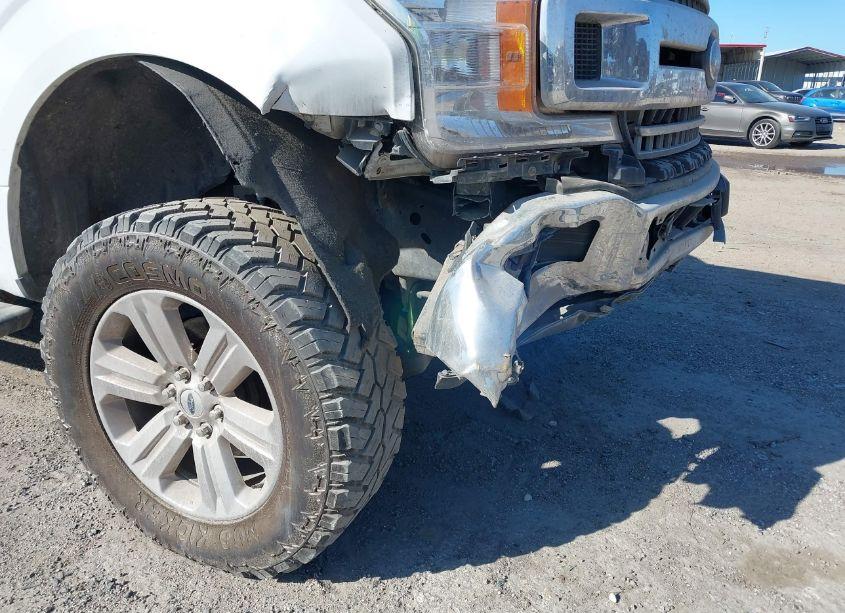 Photo 17 of 2018 Ford F-150 XLT (VIN 1FTEW1CP9JFB64817)