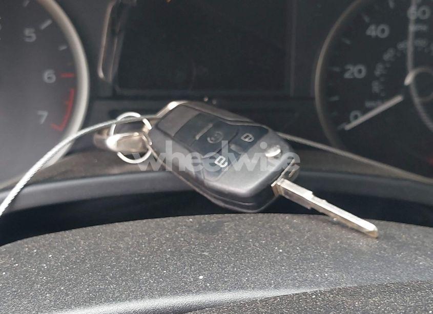 Photo 11 of 2018 Ford F-150 XLT (VIN 1FTEW1CP9JKE35964)