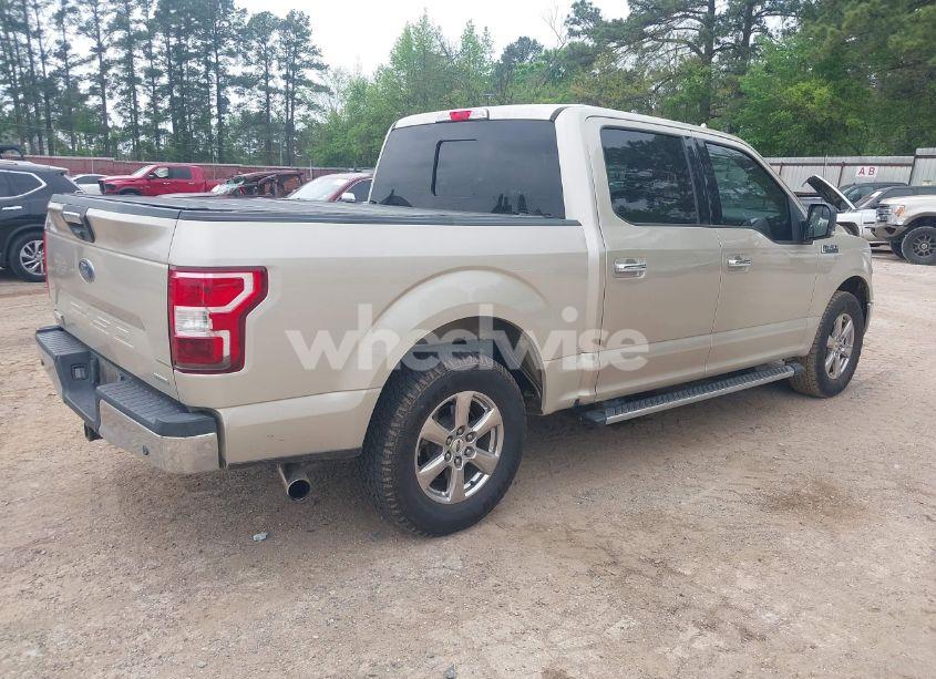 Photo 4 of 2018 Ford F-150 XLT (VIN 1FTEW1CP9JKE35964)
