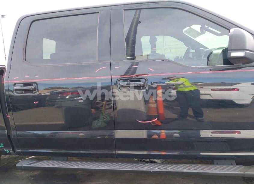 Photo 13 of 2019 Ford F-150 XLT (VIN 1FTEW1CP9KKD28429)