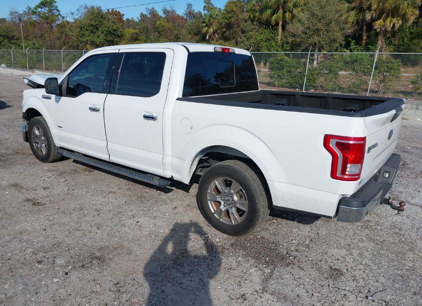 Photo 3 of 2015 Ford F-150 XLT (VIN 1FTEW1CPXFFD03117)
