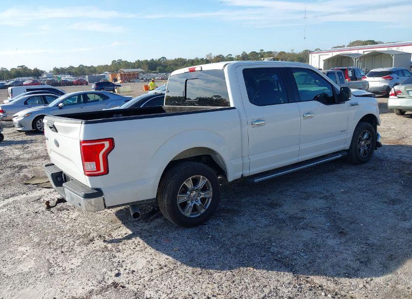 Photo 4 of 2015 Ford F-150 XLT (VIN 1FTEW1CPXFFD03117)