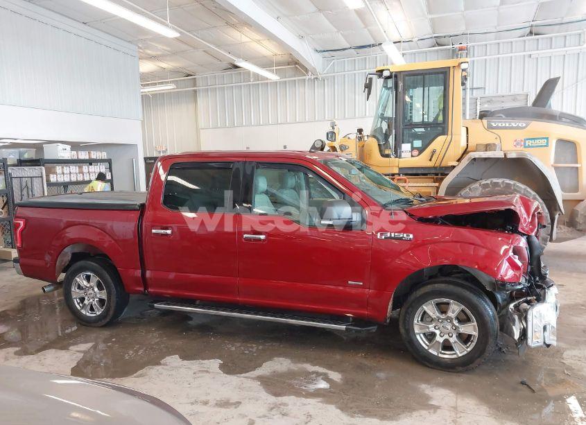 Photo 13 of 2015 Ford F-150 XLT (VIN 1FTEW1CPXFKE40095)