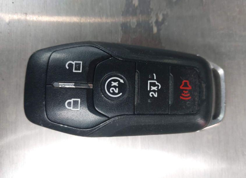 Photo 11 of 2015 Ford F-150 LARIAT (VIN 1FTEW1CPXFKF01218)