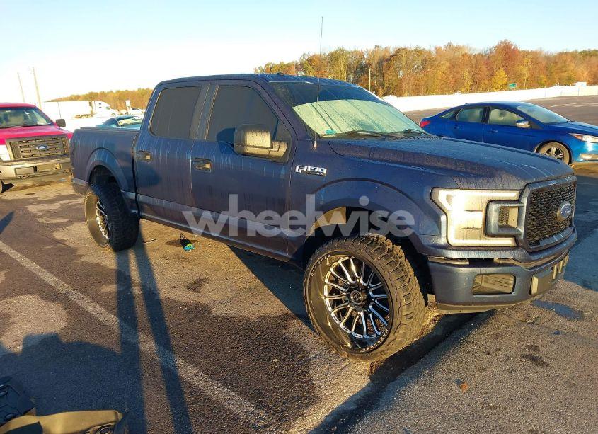 2018 Ford F-150 XL (VIN 1FTEW1CPXJFB82601) main photo