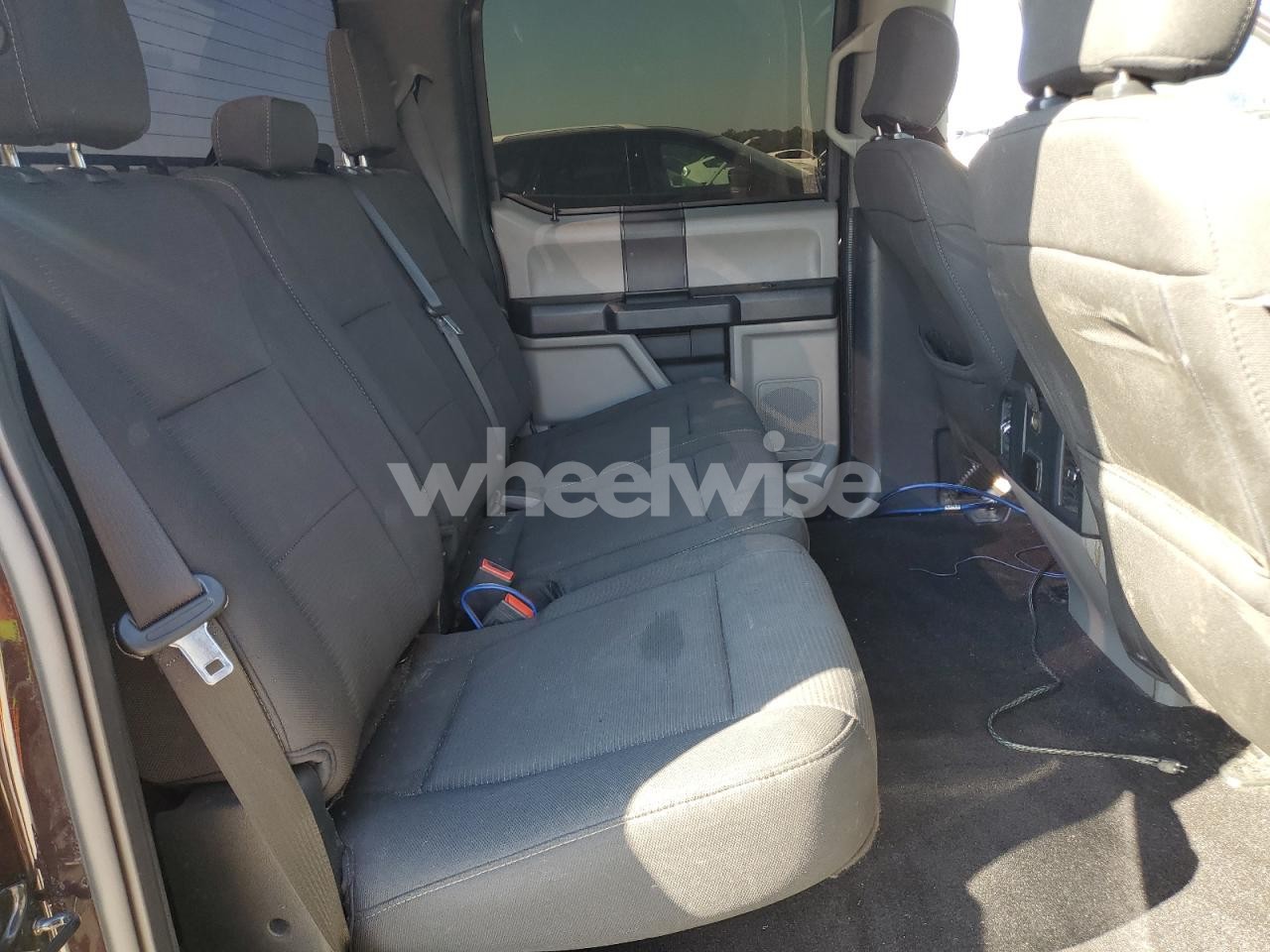 Photo 10 of 2018 FORD F150 SUPERCREW (VIN 1FTEW1CPXJFD66761)