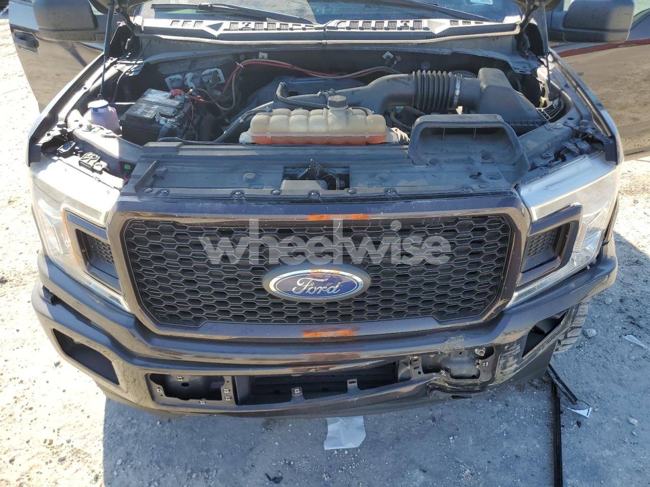 Photo 11 of 2018 FORD F150 SUPERCREW (VIN 1FTEW1CPXJFD66761)