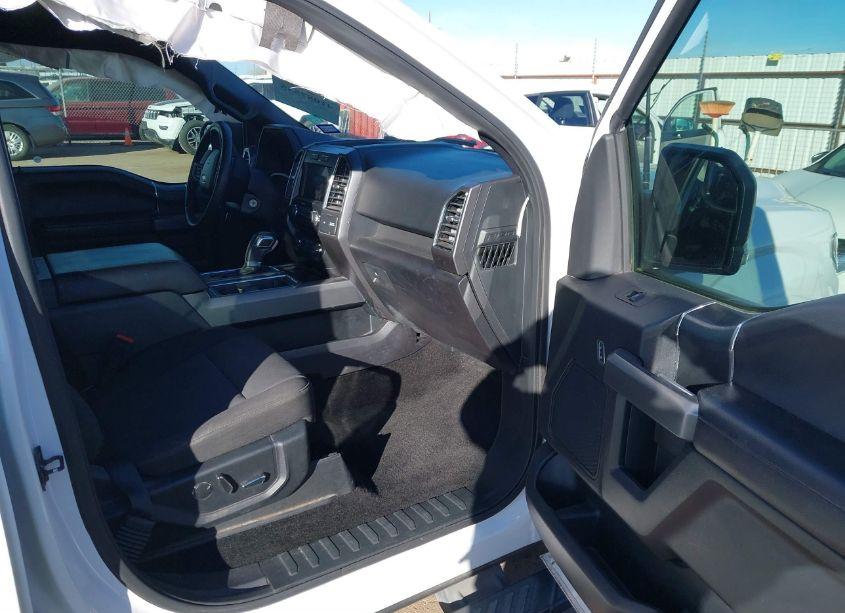 Photo 5 of 2018 Ford F-150 XLT (VIN 1FTEW1CPXJKC07942)