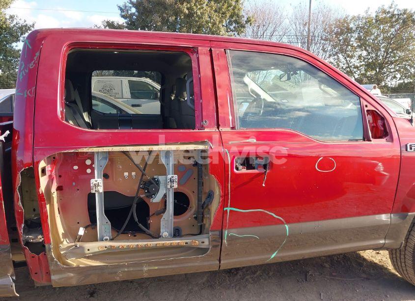 Photo 13 of 2018 Ford F-150 XLT (VIN 1FTEW1CPXJKF13944)