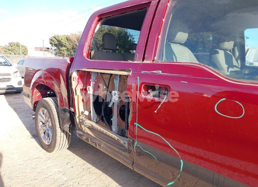 Photo 6 of 2018 Ford F-150 XLT (VIN 1FTEW1CPXJKF13944)