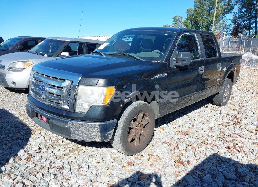 Photo 2 of 2010 Ford F-150 XL (VIN 1FTEW1CW4AFA86552)
