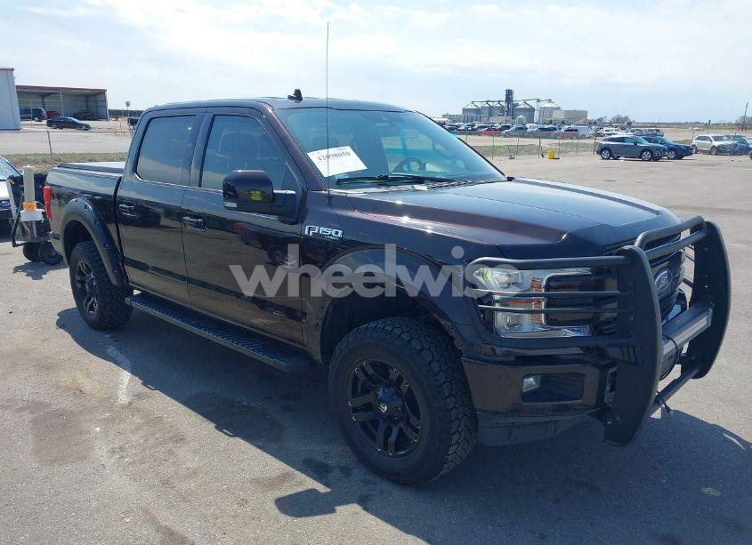 2019 Ford F-150 LARIAT (VIN 1FTEW1E40KKE24565) main photo