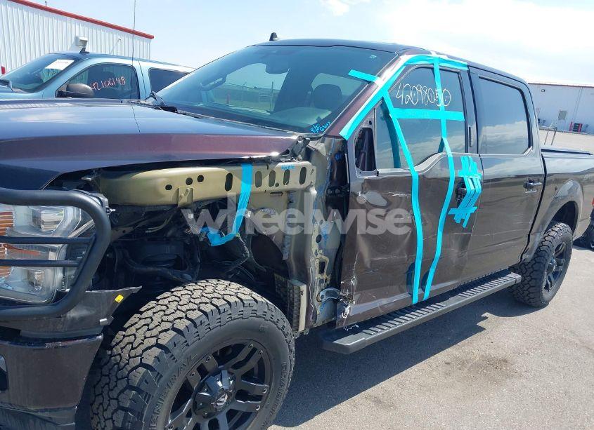 Photo 6 of 2019 Ford F-150 LARIAT (VIN 1FTEW1E40KKE24565)