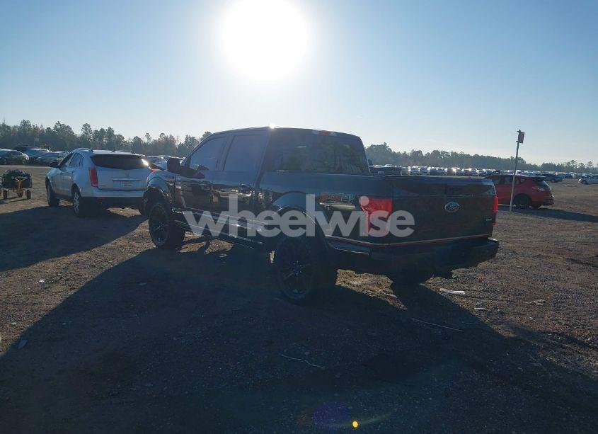 Photo 3 of 2019 Ford F-150 LARIAT (VIN 1FTEW1E41KFC03341)