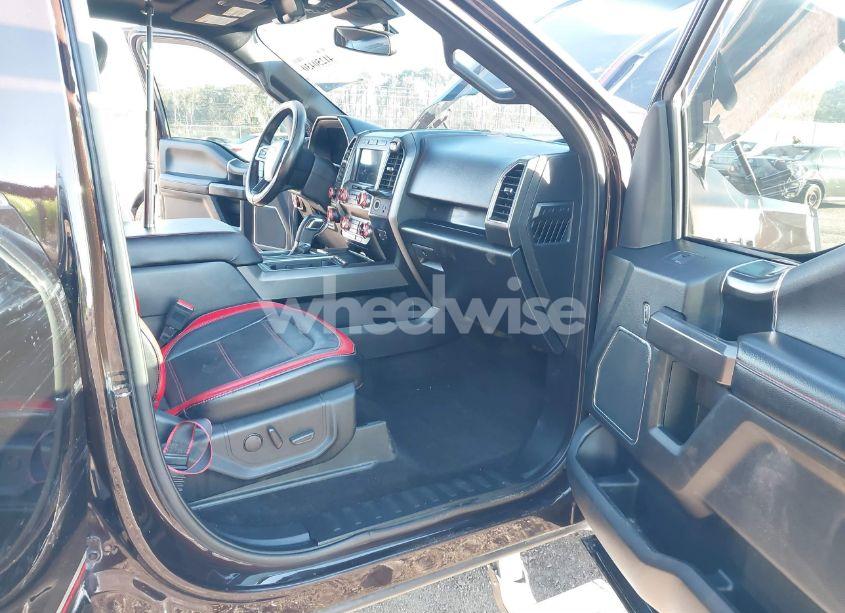 Photo 5 of 2019 Ford F-150 LARIAT (VIN 1FTEW1E41KFC03341)