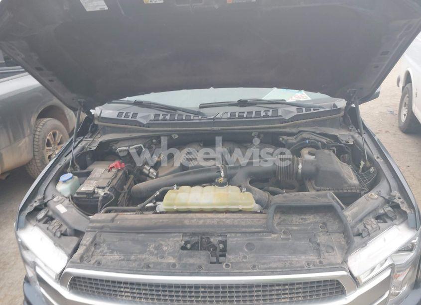 Photo 10 of 2019 Ford F-150 PLATINUM (VIN 1FTEW1E41KFD14262)