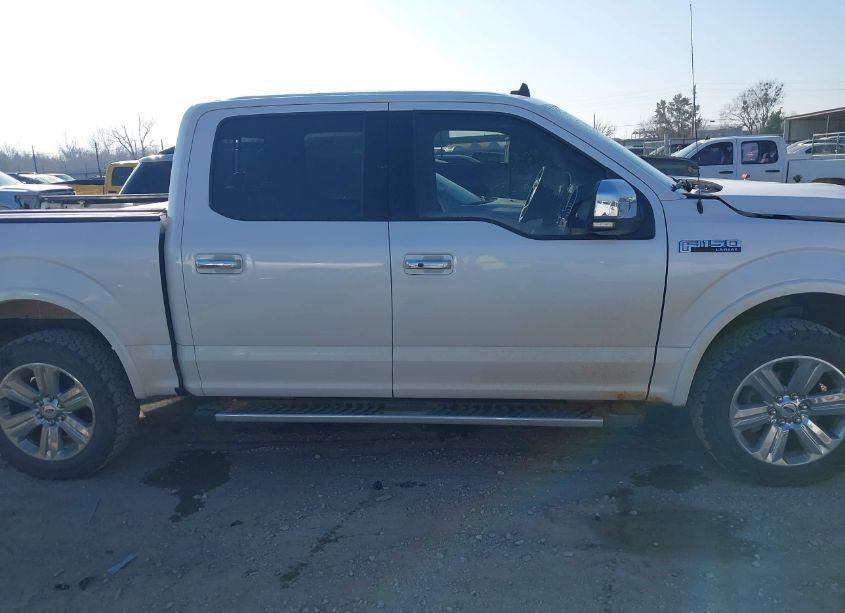 Photo 14 of 2019 Ford F-150 LARIAT (VIN 1FTEW1E41KKE47059)