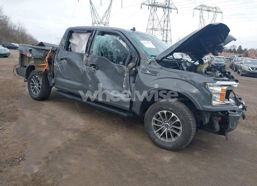 2020 Ford F-150 LARIAT (VIN 1FTEW1E41LFC28063) main photo