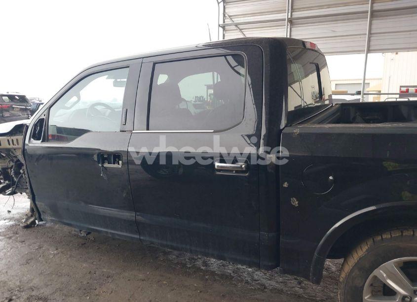 Photo 15 of 2019 Ford F-150 PLATINUM (VIN 1FTEW1E42KFB04706)