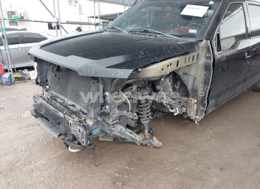 Photo 6 of 2019 Ford F-150 PLATINUM (VIN 1FTEW1E42KFB04706)