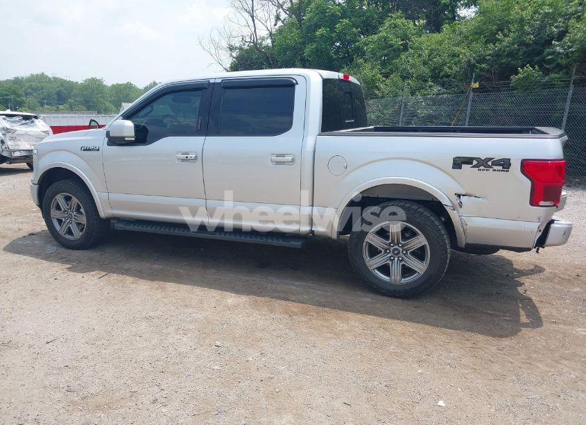 Photo 3 of 2019 Ford F-150 LARIAT (VIN 1FTEW1E42KFC75164)