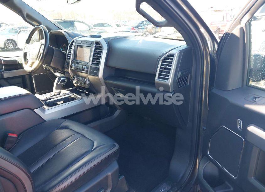 Photo 5 of 2019 Ford F-150 PLATINUM (VIN 1FTEW1E42KFC97410)