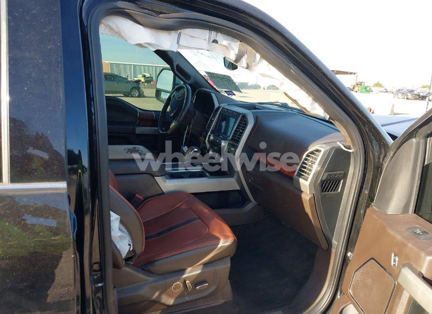 Photo 5 of 2019 Ford F-150 KING RANCH (VIN 1FTEW1E42KFD00404)