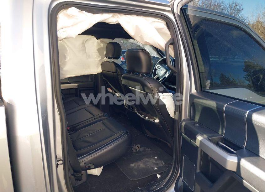 Photo 8 of 2020 Ford F-150 LARIAT (VIN 1FTEW1E42LFB76751)