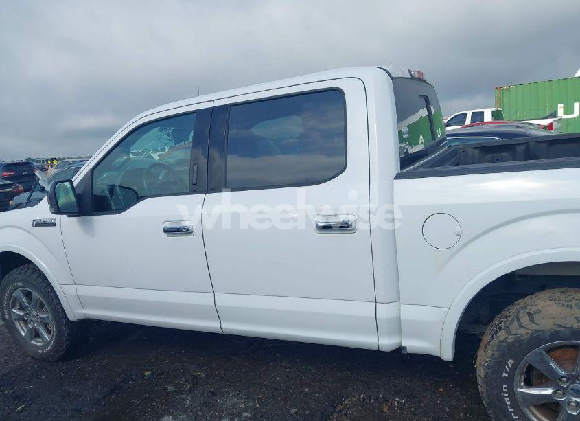 Photo 14 of 2019 Ford F-150 LARIAT (VIN 1FTEW1E43KKE84792)