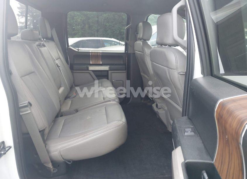 Photo 8 of 2019 Ford F-150 LARIAT (VIN 1FTEW1E43KKE84792)