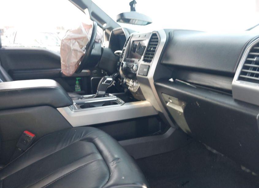 Photo 5 of 2019 Ford F-150 PLATINUM (VIN 1FTEW1E44KFC09800)