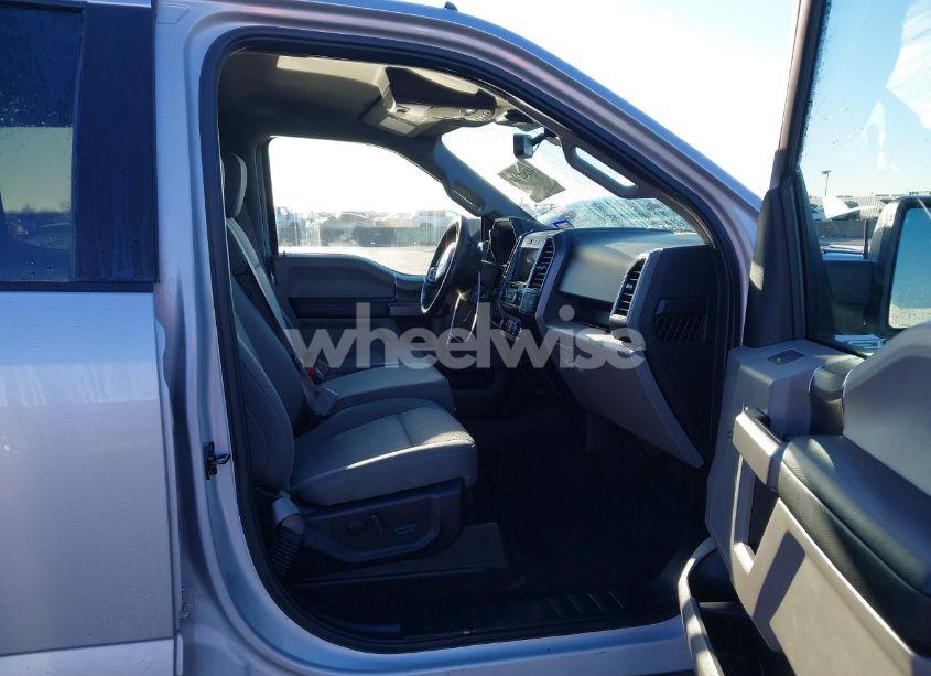 Photo 5 of 2019 Ford F-150 XLT (VIN 1FTEW1E44KKE64423)