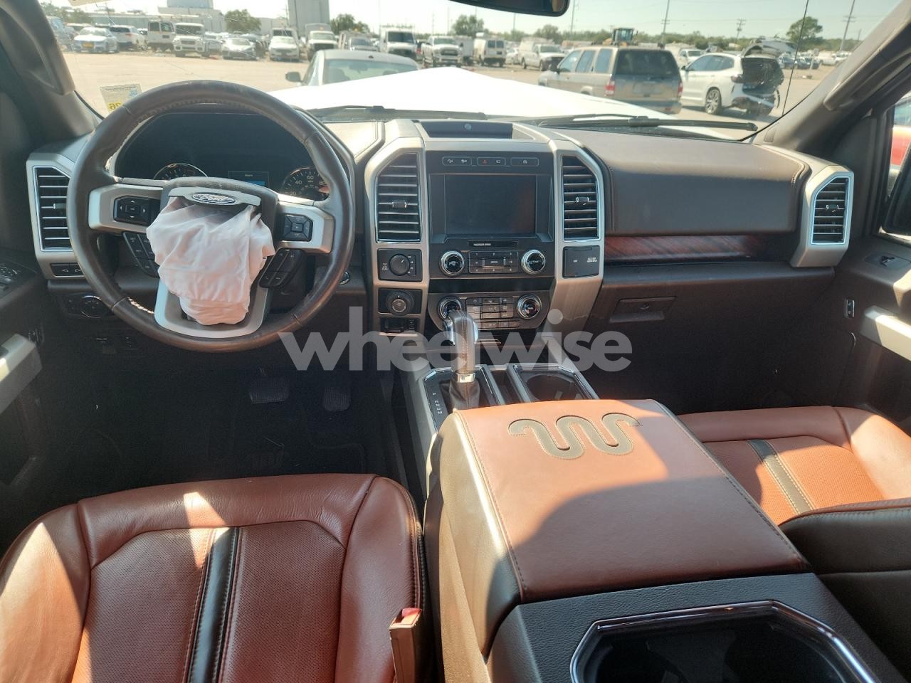 Photo 8 of 2019 FORD F150 SUPERCREW (VIN 1FTEW1E45KFA74634)