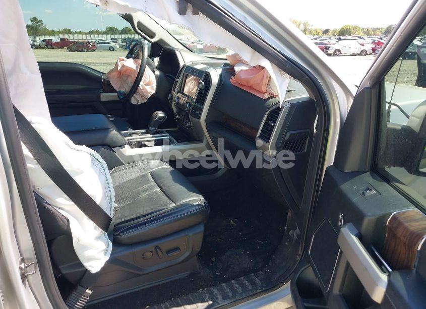 Photo 5 of 2019 Ford F-150 LARIAT (VIN 1FTEW1E45KFB88214)