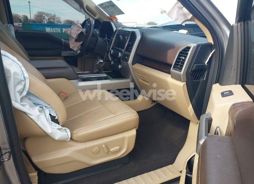 Photo 5 of 2020 Ford F-150 LARIAT (VIN 1FTEW1E45LFB75397)